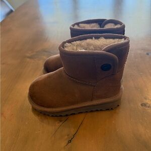 UGG Tan Kids Boots Toddler 8